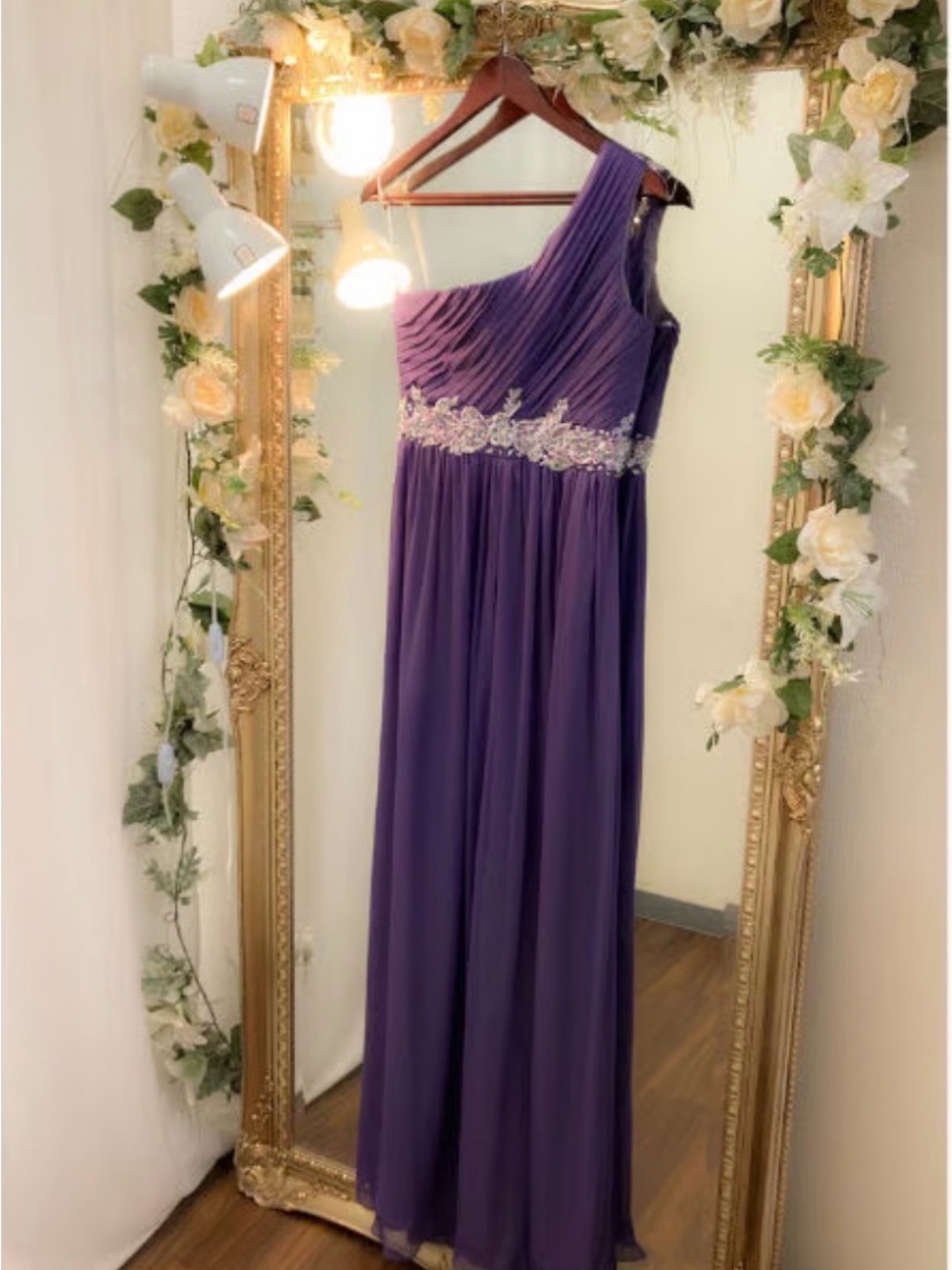 One-Shoulder Purple Evening Dress with Embellished Waist with scarf